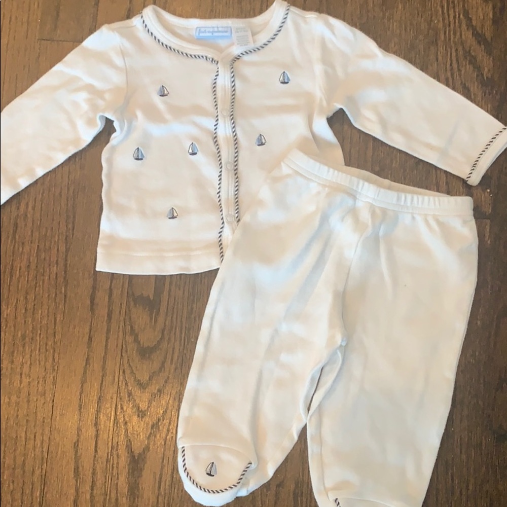 Like new sailboat outfit size 3-6mo